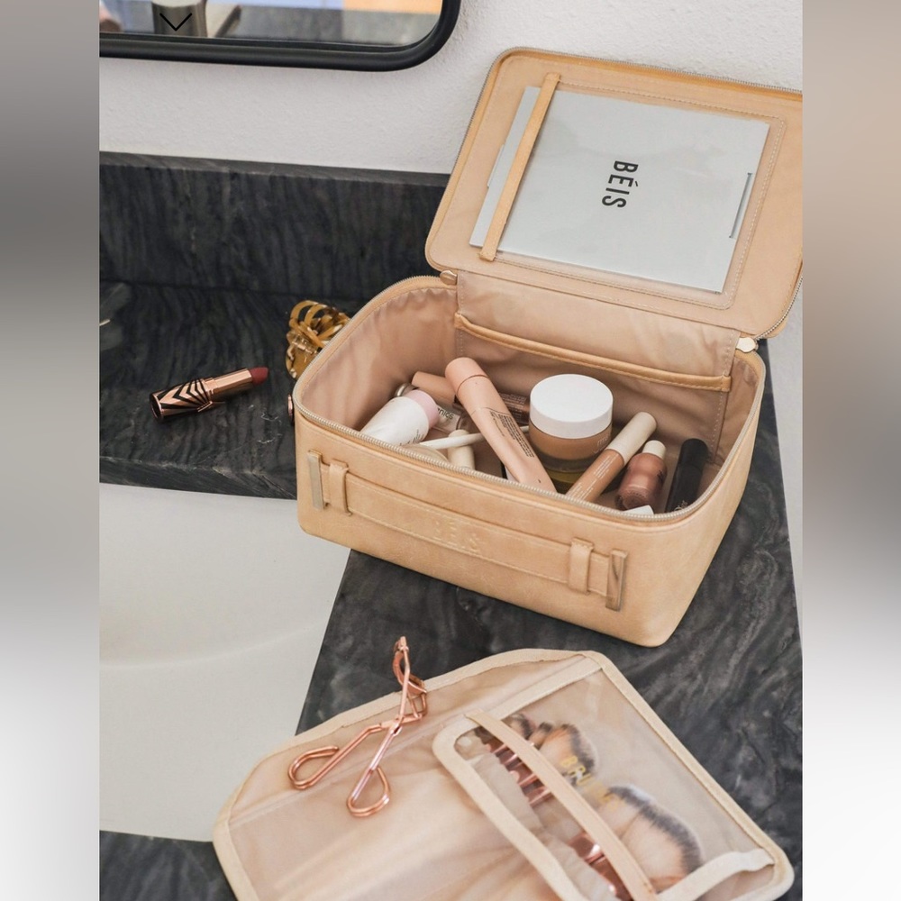 BEIS Cosmetic Case